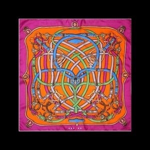 💕NEW💕 100% SILK Scarf